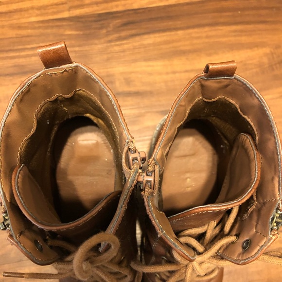 Brown Boots - Picture 6 of 8